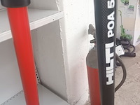Lot 6 - driepoot statief hilti - afbeelding 2 van  4