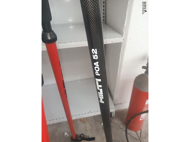 Lot 6 - driepoot statief hilti - afbeelding 3 van  4