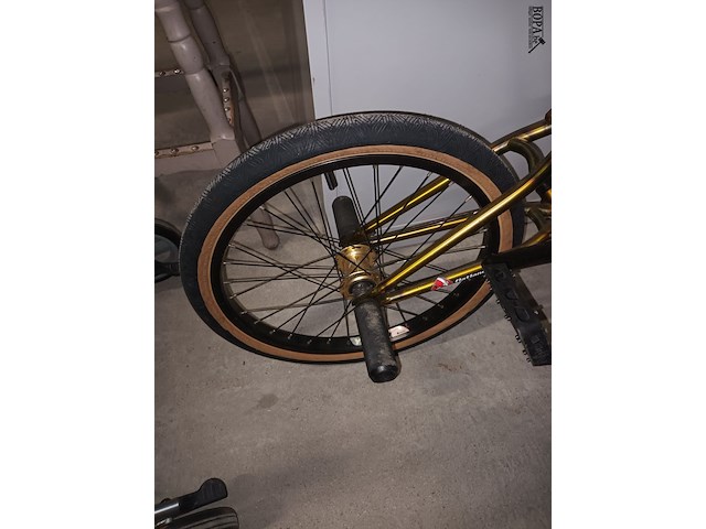 Lot 6 - flatland bmx wethepeople - afbeelding 8 van  9
