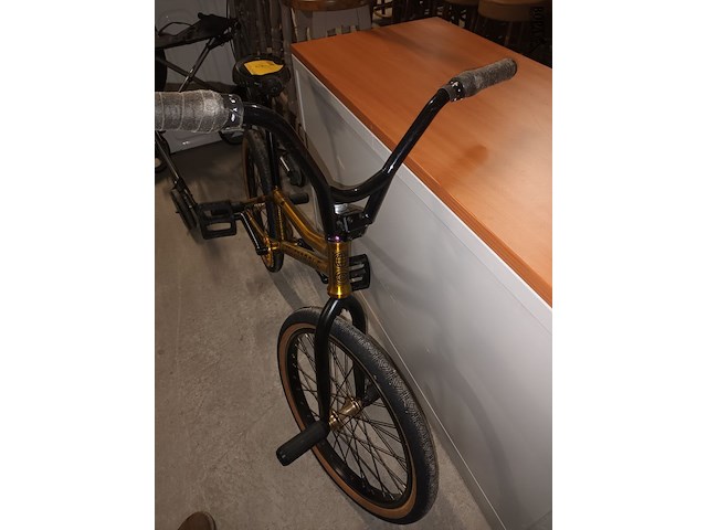 Lot 6 - flatland bmx wethepeople - afbeelding 9 van  9