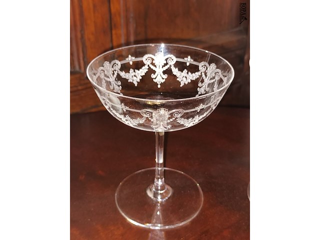 Lot 6 - gegraveerde champagne glazen. 12 stuks - afbeelding 3 van  3