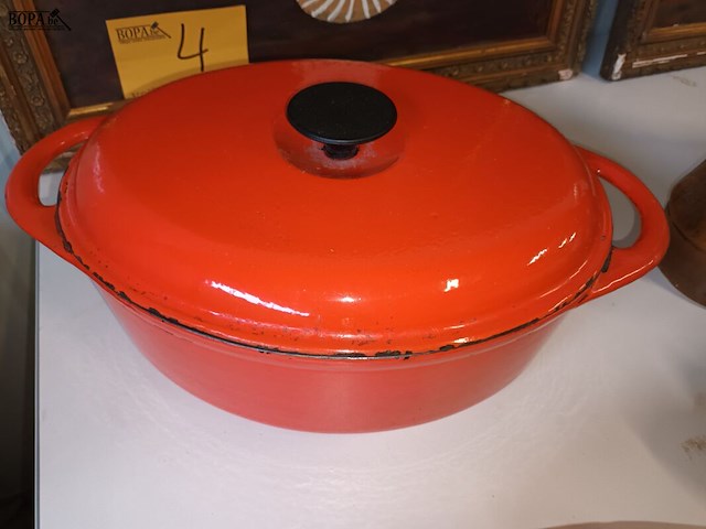 Lot 6 - gietijzeren kookpotten. 2 stuks - afbeelding 4 van  5