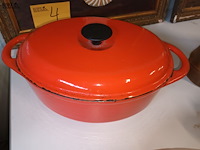 Lot 6 - gietijzeren kookpotten. 2 stuks - afbeelding 4 van  5