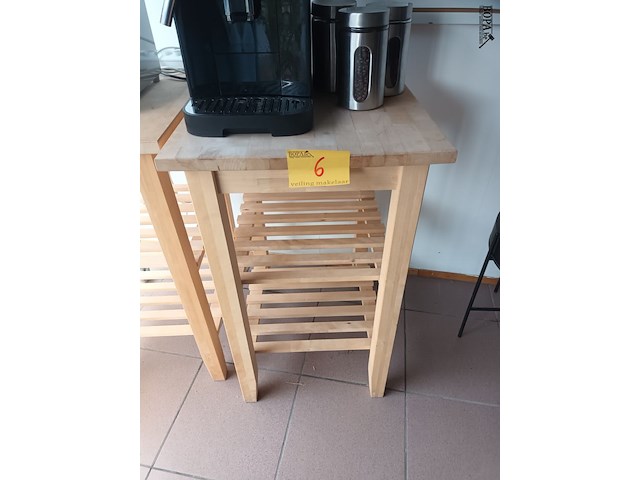 Lot 6 - houten bijzettafel - afbeelding 1 van  3