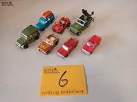 Lot 6 - jeeps op schaal. 7 stuks - afbeelding 1 van  12