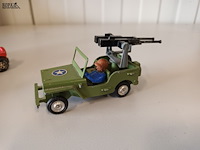 Lot 6 - jeeps op schaal. 7 stuks - afbeelding 6 van  12