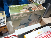 Lot 6 - keukengerei. 9 stuks - afbeelding 5 van  7