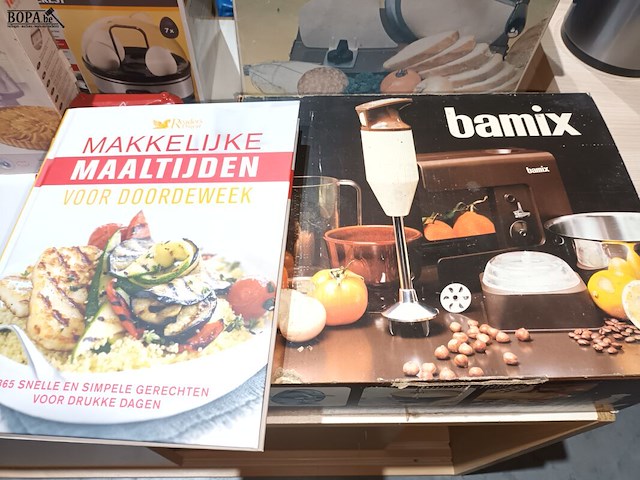 Lot 6 - keukengerei. 9 stuks - afbeelding 6 van  7