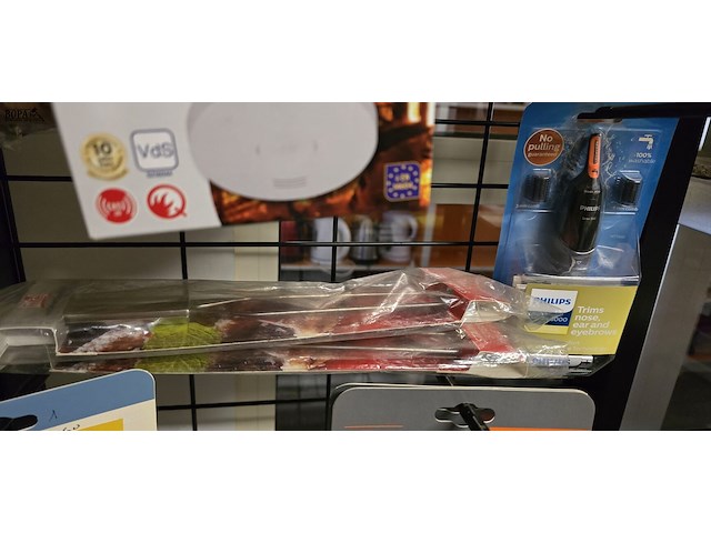 Lot 6 - lotje diverse nachtverlichting, siliconeborstels... - afbeelding 3 van  7