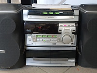 Lot 6 - stereo philips fw570c/22