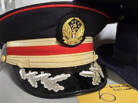 Lot 6 - verenigde arabische emiraten 3 stuks - afbeelding 2 van  4