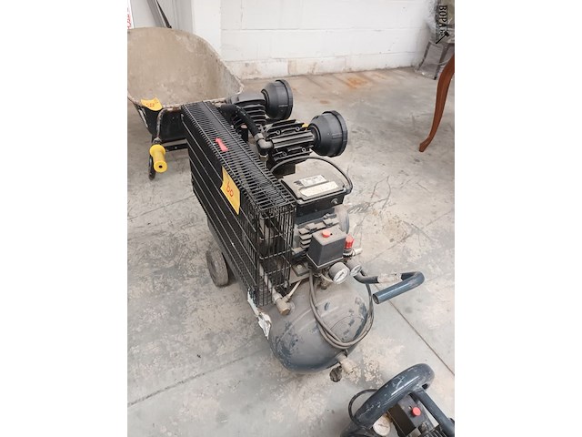 Lot 60 - compressor badger - afbeelding 2 van  4