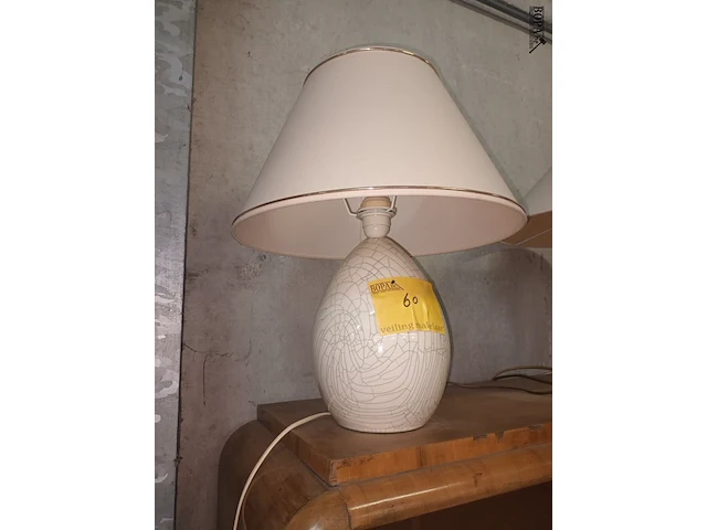 Lot 60 - design lamp - afbeelding 2 van  3