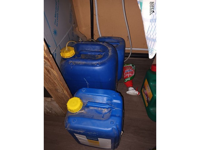 Lot 60 - glazenwasser lasa - afbeelding 3 van  3