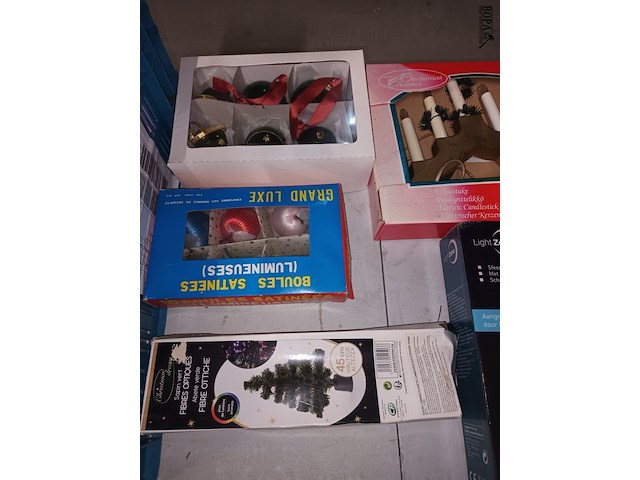 Lot 60 - kerstdecoratie. 8 stuks - afbeelding 3 van  5