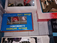 Lot 60 - kerstdecoratie. 8 stuks - afbeelding 3 van  5