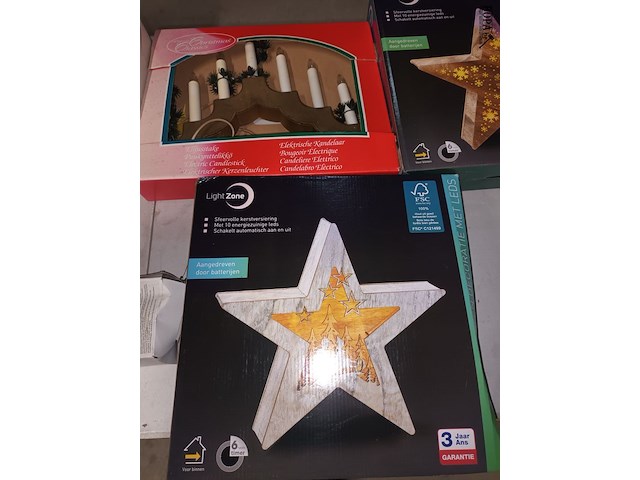 Lot 60 - kerstdecoratie. 8 stuks - afbeelding 4 van  5