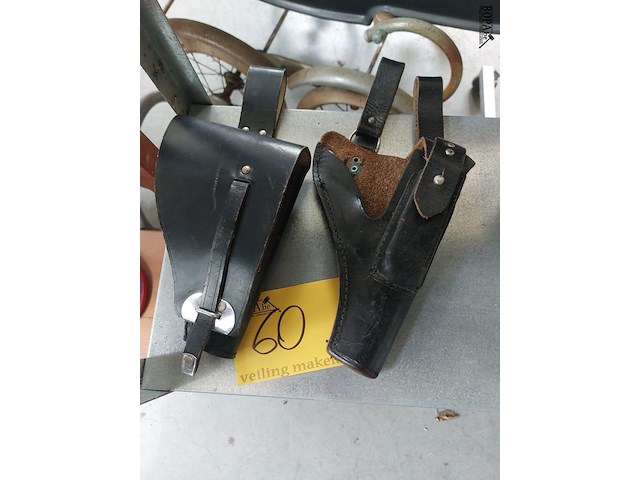 Lot 60 - lederen holsters, 2 stuks - afbeelding 1 van  1