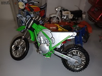 Lot 60 - moto’s op schaal en glas. 10 stuks - afbeelding 5 van  10