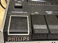Lot 60 - philips cassettespeler met cassettes - afbeelding 4 van  4