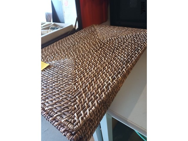 Lot 60 - placemats. 6 stuks - afbeelding 2 van  2