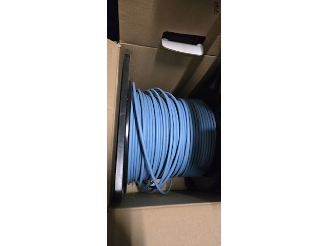 Lot 60 - rol multimedia kabel - afbeelding 2 van  2