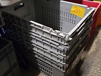 Lot 60 - stapelbakken 4 stuks - afbeelding 2 van  3