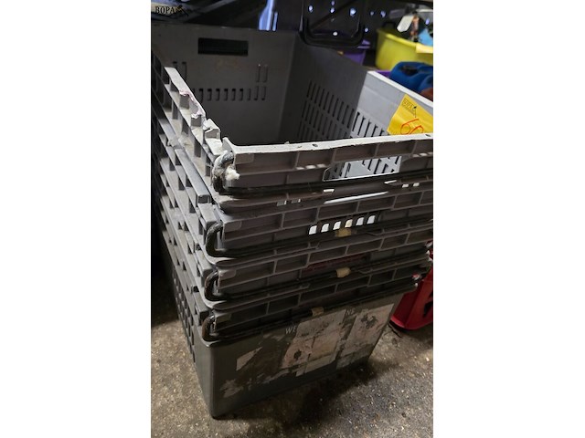 Lot 60 - stapelbakken 4 stuks - afbeelding 3 van  3