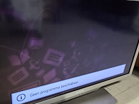 Lot 60 - tv phillips met afstandsbediening 40 inch - afbeelding 5 van  6