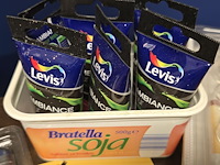 Lot 60 - verf en verfborstels - afbeelding 3 van  4