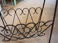 Lot 60 - vintage krantenbak - afbeelding 4 van  4