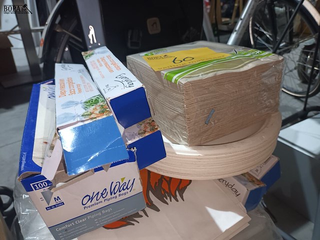 Lot 60 - voedselverpakking - afbeelding 4 van  4