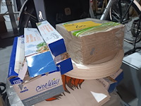 Lot 60 - voedselverpakking - afbeelding 4 van  4