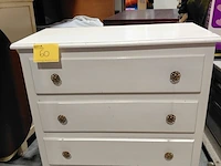 Lot 60 - wit gelakte kast - afbeelding 4 van  4