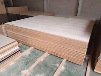 Lot 603 - melamine panelen. 23 stuks - afbeelding 1 van  3