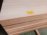 Lot 603 - melamine panelen. 23 stuks - afbeelding 3 van  3