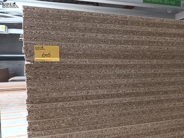 Lot 605 - melamine panelen. 78 stuks - afbeelding 4 van  4