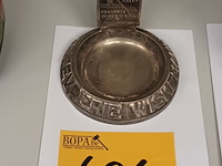 Lot 606 - asbak wiskemann - afbeelding 1 van  4