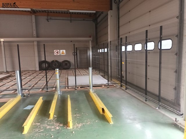Lot 606 - werkplaatsomheining - afbeelding 5 van  5
