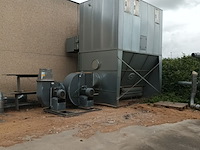 Lot 608 - stofafzuigsysteem - afbeelding 1 van  7