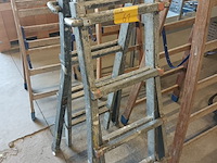 Lot 61 - aluminium uitschuifbare vouwladder - afbeelding 1 van  4