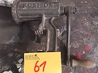 Lot 61 - antieke vleesmolen - afbeelding 1 van  4