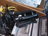 Lot 61 - audio en video kabels en camera - afbeelding 4 van  7