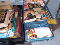 Lot 61 - boeken - afbeelding 1 van  4