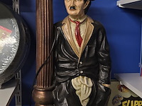 Lot 61 - charlie chaplin - afbeelding 1 van  3