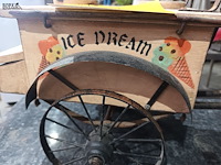 Lot 61 - decoratieve ijsventer bakfiets - afbeelding 6 van  6