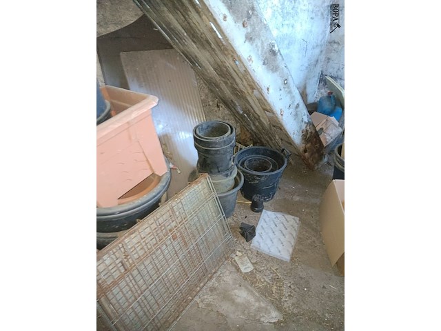 Lot 61 - diverse bloempotten - afbeelding 3 van  4