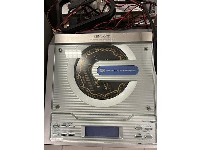 Lot 61 - kenwood cd-player - afbeelding 2 van  4