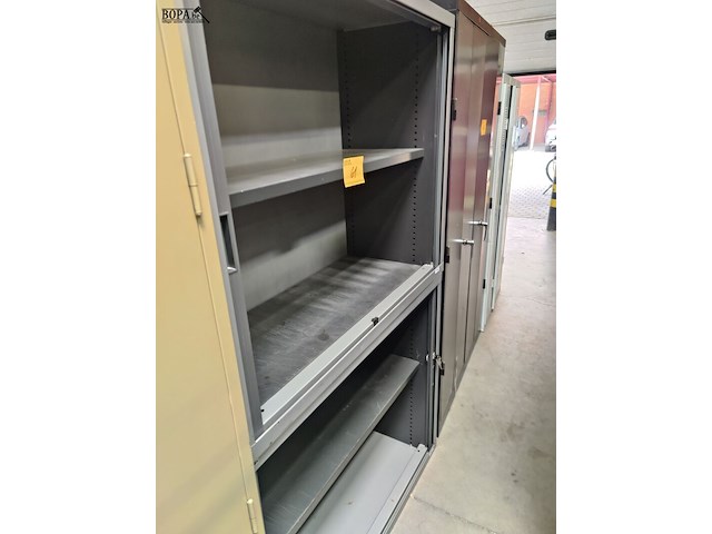 Lot 61 - lage dossierkastjes - 2 stuks - afbeelding 1 van  4