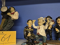 Lot 61 - laurel & hardy beeldjes 3 stuks - afbeelding 1 van  4